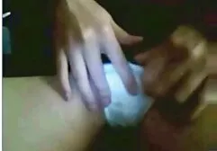 Duitse blonde dieren maken een blowjob Vriend hamstersexfilm in de badkamer en geven pus