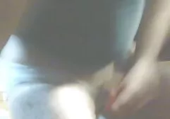 Mooie vrouw met blote tieten op Bongacams lange seksfilms