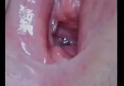 Webcam model pornofilmen gratis verstopt vinger seksspeeltje privé.