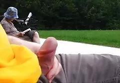 Een Duitse vrouw springt in de free seksfilms kont en knijpt al het sperma van een man.