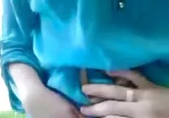 Zo gratis sex films kijken ' n zwarte vrouw zou seks hebben met haar vriend op de bank.