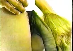 Twee meisjes neuken een man als sex filmpjes gratis kijken ze een leuke seks hebben.