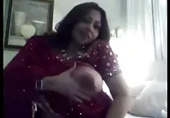 Twee jonge mannen die seks hebben sex filmpjes gratis kijken met een student na een dronken feestje.