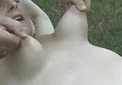 De zwarte nl sex films zuigt eerst.
