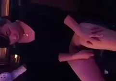 Mooie sasha Grey zou neuken in een natte langesexfilms seksgroep.