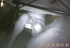 Lul werd wakker flikker sliep met een pijpbeurt en seksfilms vagina zijn lul