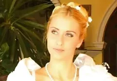 Het meisje gratis sexfilm 123 verleidt de zwembadreiniger voor de lol.